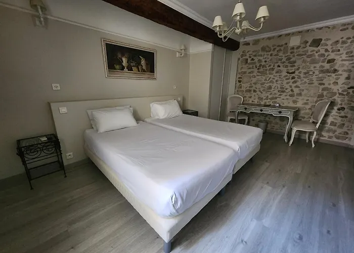 Hotel Du Palais Des Papes Aviñón